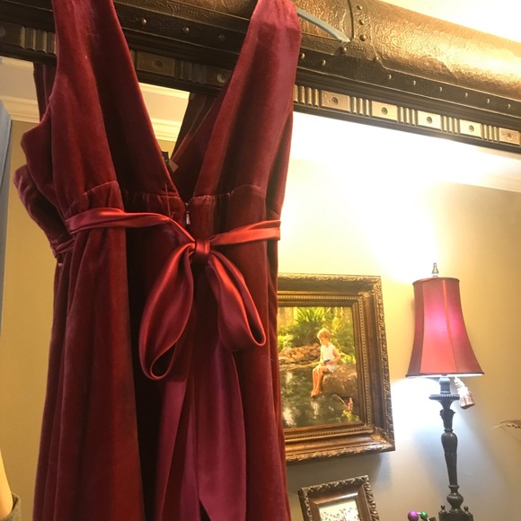 Laundry  - Velvet top w/crystal details.  NWT - Picture 7 of 8